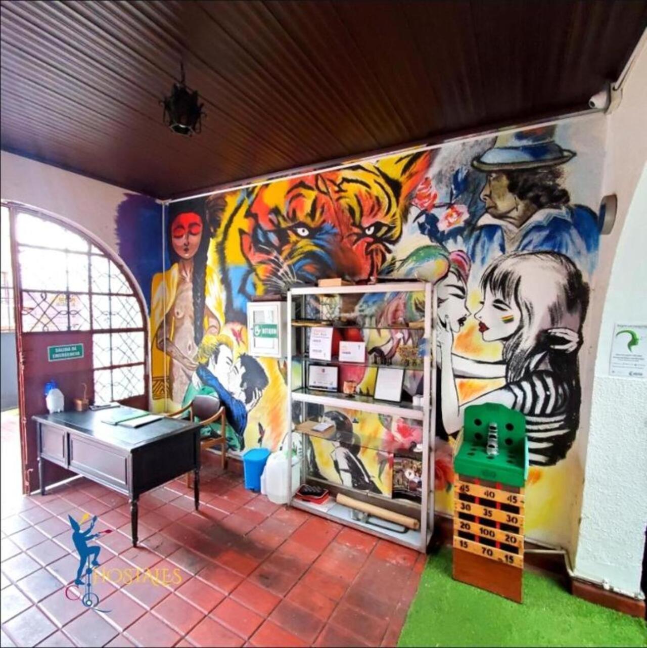 Hostal Cq Chapinero Bogota Exterior photo